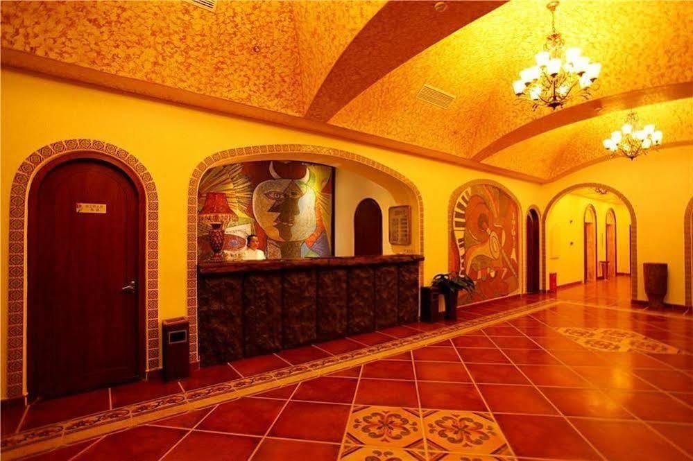 Lingshui Shenzhou Holiday Hotel Exterior photo